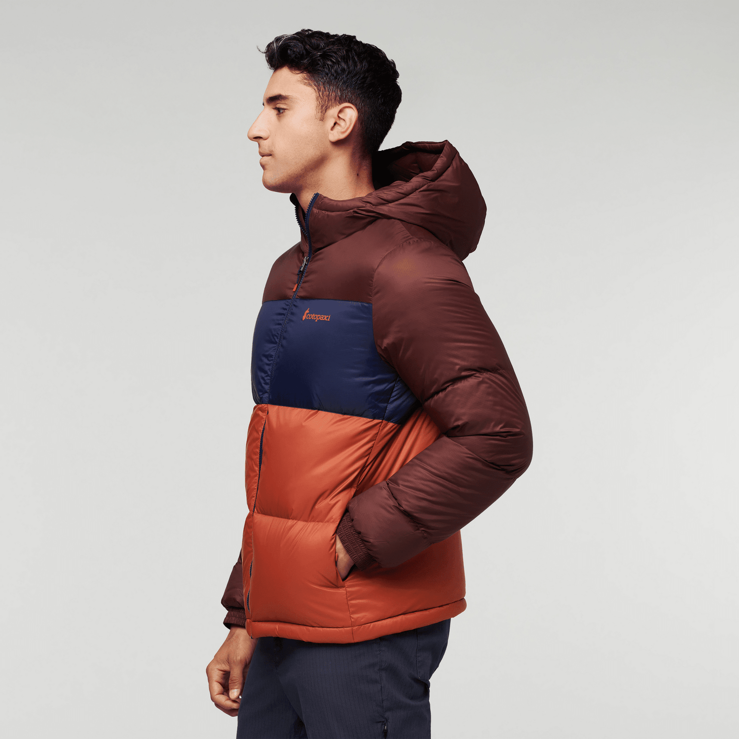 Cotopaxi M's Solazo Hooded Down Jacket - Responsibly sourced down Chestnut & Spice Jacket