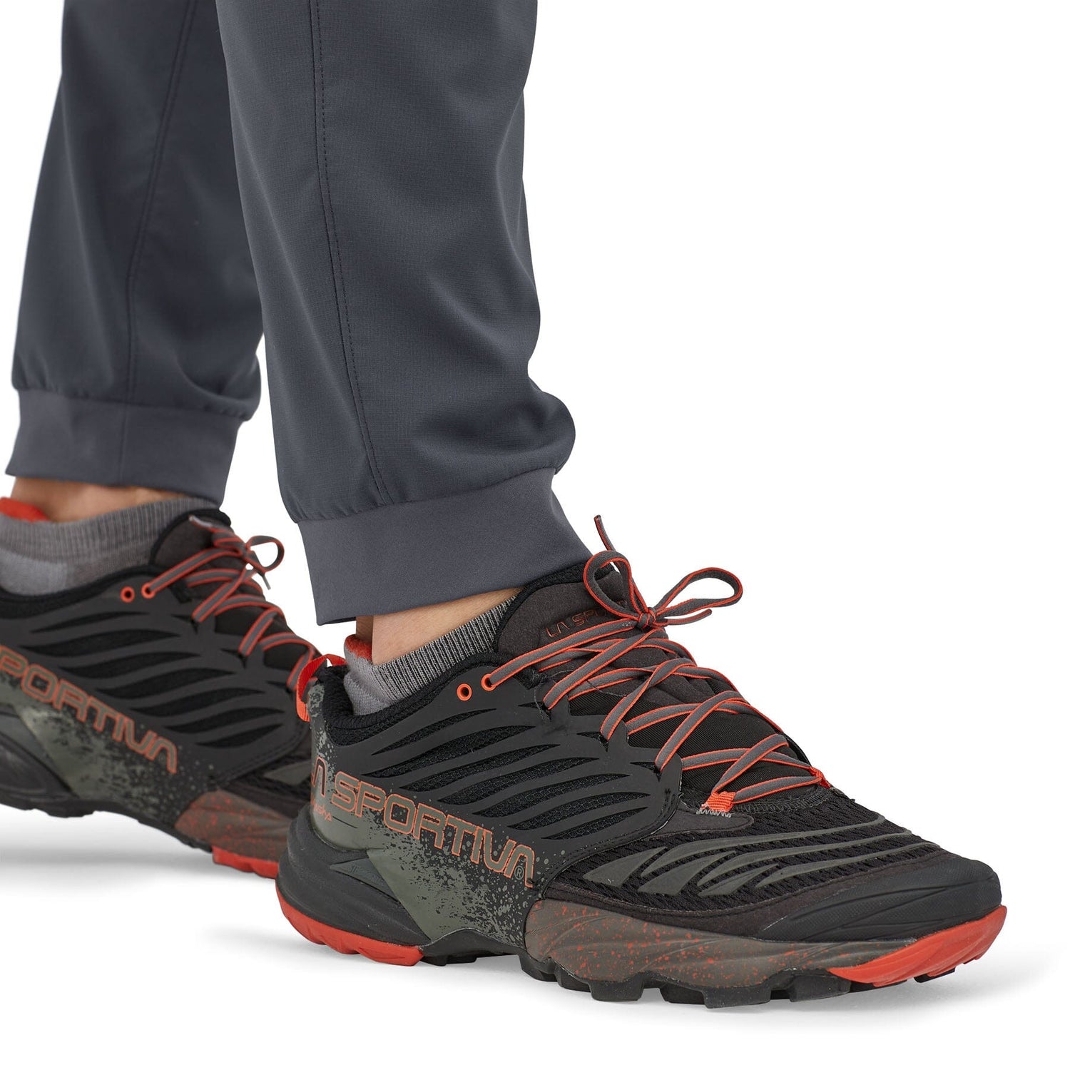 Patagonia - M's Terrebonne Joggers - Recycled Polyester - Weekendbee - sustainable sportswear