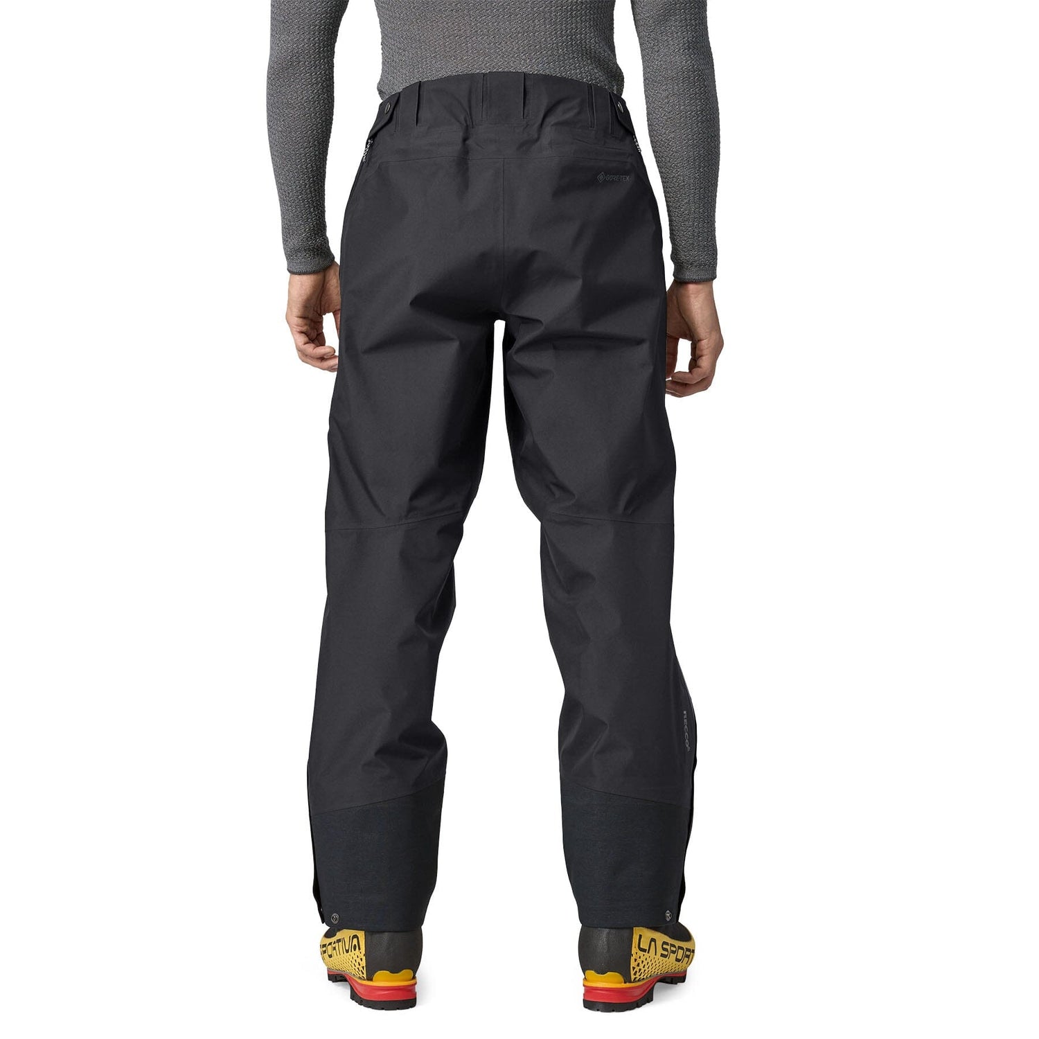 Patagonia - M's Triolet Pants - Recycled Polyester & Recycled Nylon - Weekendbee - sustainable sportswear