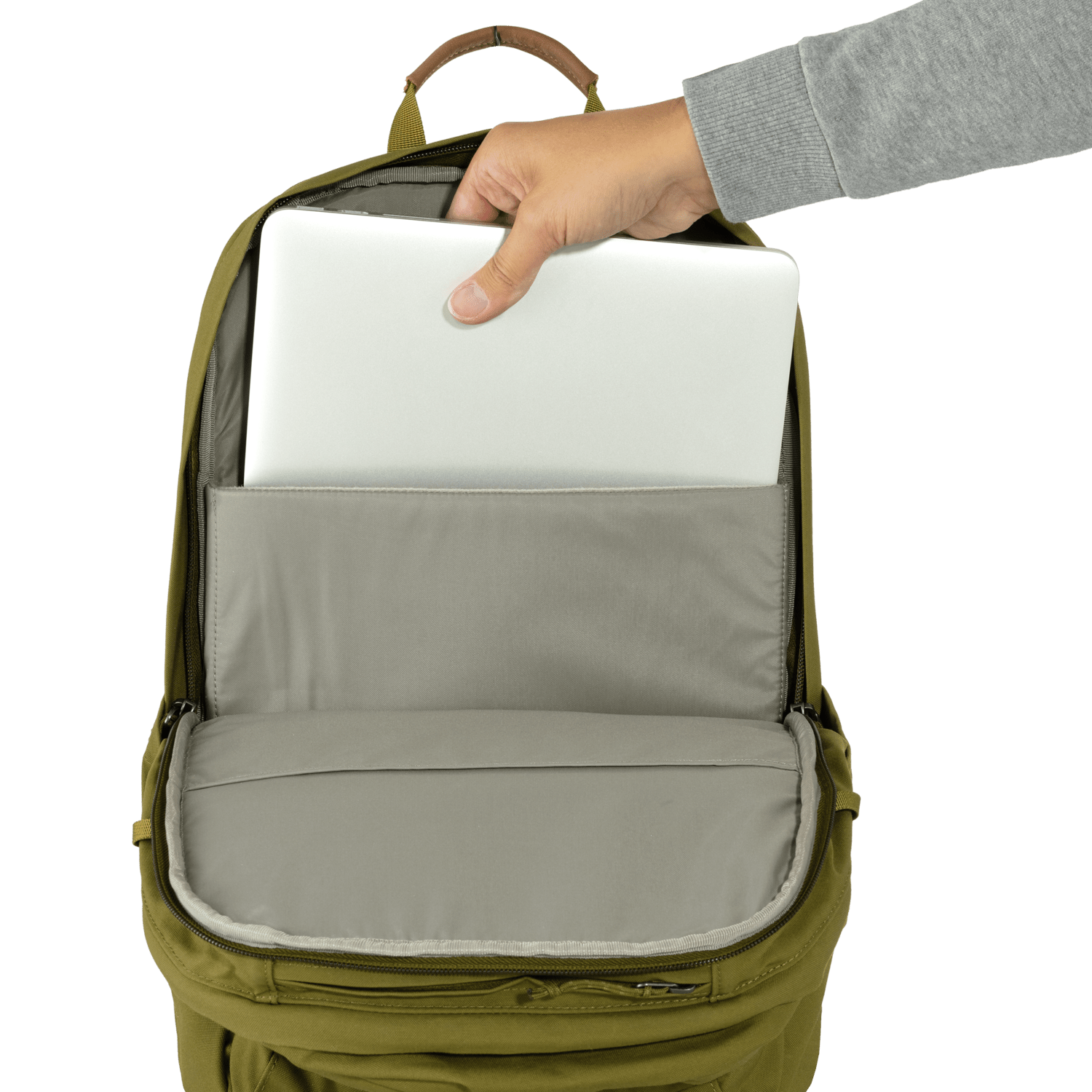 Fjällräven - Räven 28l backpack - Recycled Polyester & Organic Cotton - Weekendbee - sustainable sportswear