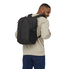 Patagonia - Refugio Day Pack 26L - Recycled Polyester - Weekendbee - sustainable sportswear