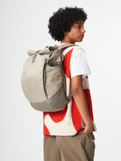 Aevor - Roll Pack Proof - 100% Recycled PET-bottles - Weekendbee - sustainable sportswear