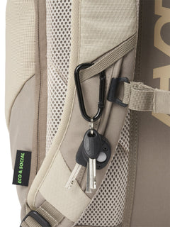 Aevor - Roll Pack Proof - 100% Recycled PET-bottles - Weekendbee - sustainable sportswear