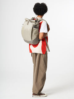 Aevor - Roll Pack Proof - 100% Recycled PET-bottles - Weekendbee - sustainable sportswear