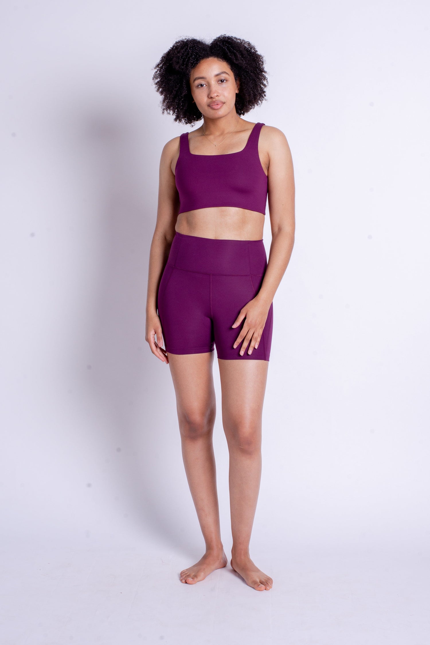 Girlfriend Collective - Run Shorts High-Rise - Made from Recycled Plastic Bottles - Weekendbee - sustainable sportswear