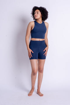 Girlfriend Collective - Run Shorts High-Rise - Made from Recycled Plastic Bottles - Weekendbee - sustainable sportswear