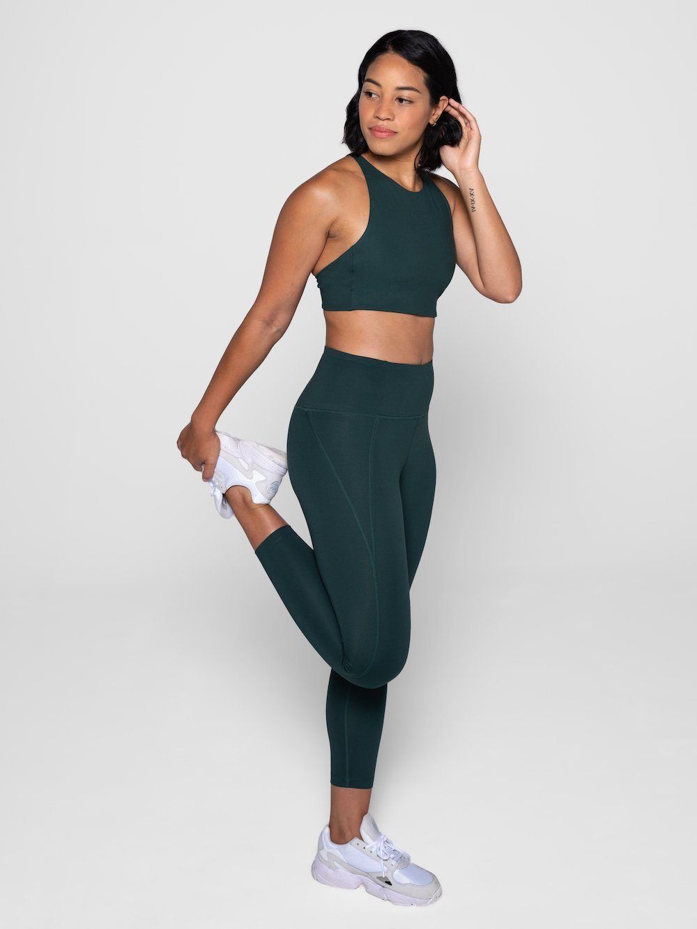 Girlfriend Collective Topanga sports Bra - Made from recycled plastic bottles Moss Underwear