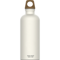 SIGG Traveller MyPlanet Bottle - 100% Recycled Aluminum Ecru 0.6l Cutlery