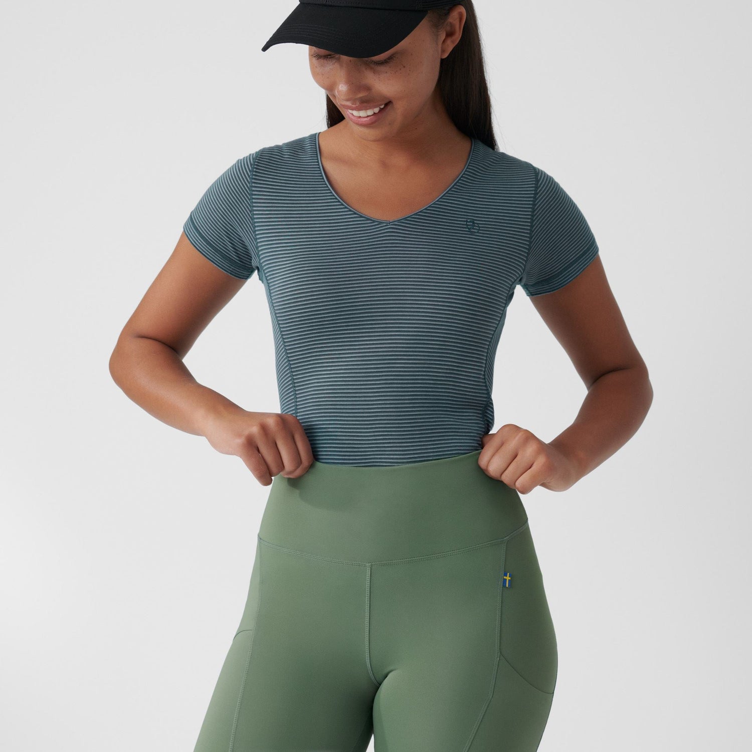 Fjällräven - W's Abisko Tights - Recycled Polyester - Weekendbee - sustainable sportswear