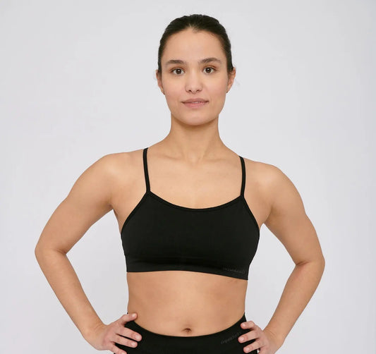 Organic Basics - W's Active Seamless Sports Bra - Recycled nylon - Weekendbee - sustainable sportswear