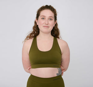 Organic Basics W's Active Seamless Workout Bra - Recycled nylon Olive