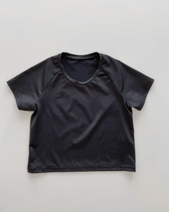 Népra - W's Alinda Crop T-Shirt - Recycled Polyamide - Weekendbee - sustainable sportswear