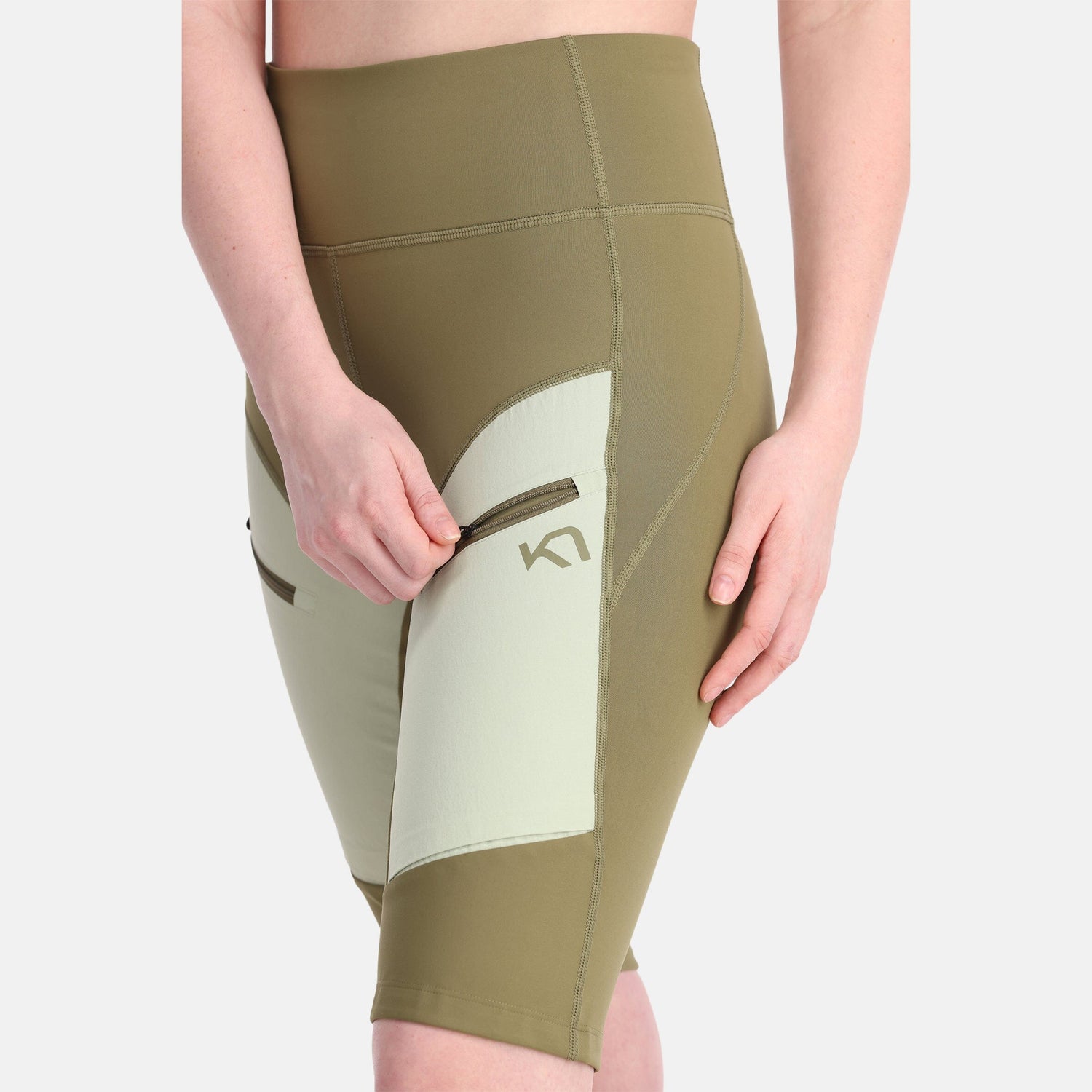 Kari Traa W's Ane Hiking Shorts - Recycled Polyamide Tweed Pants