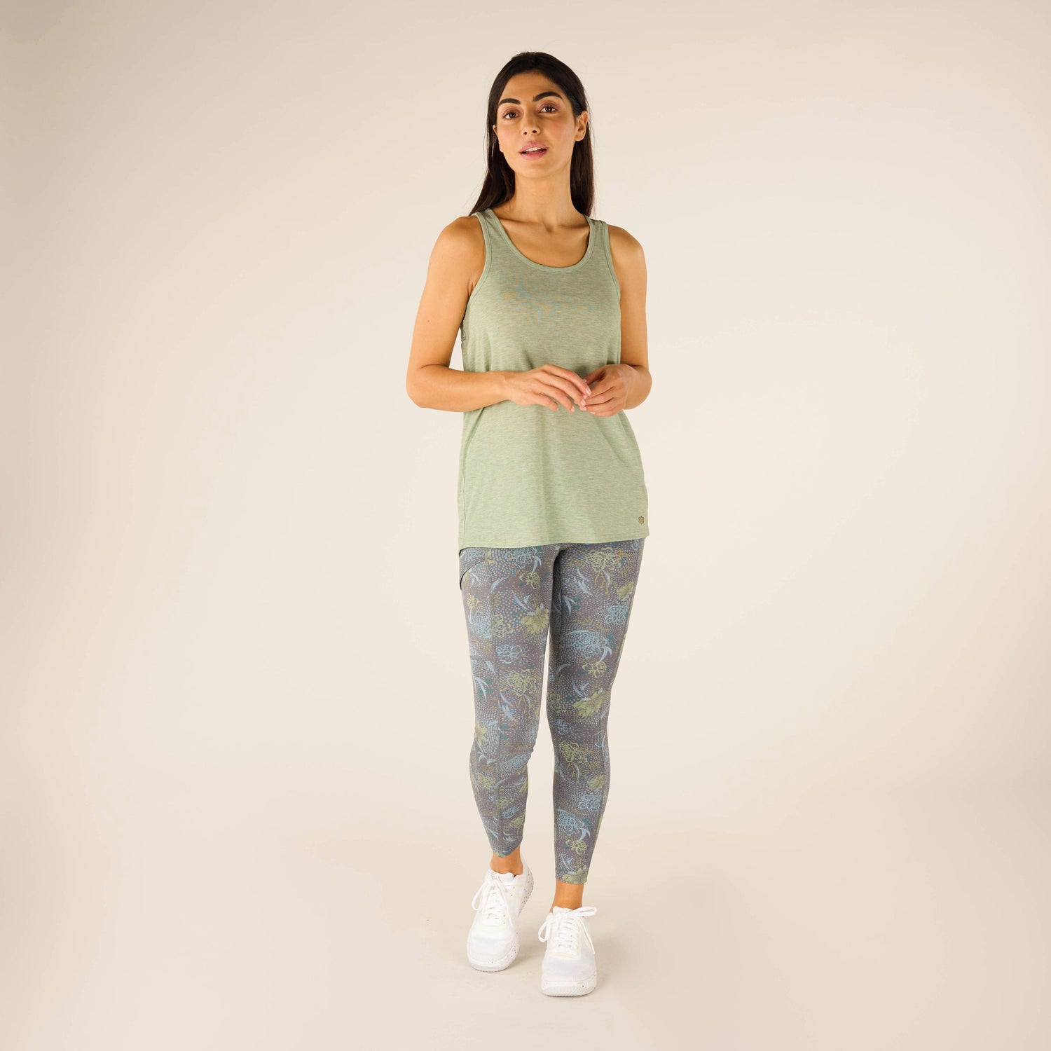 Sherpa W's Asha Tank - Recycled polyester Thyme Shirt