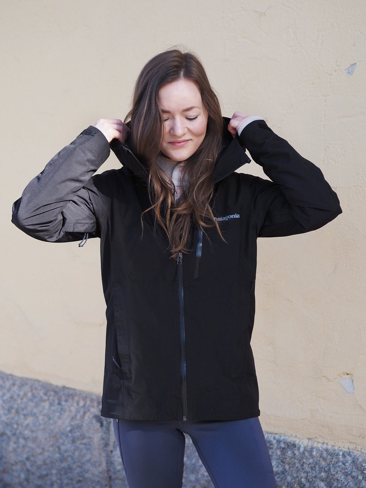 Patagonia Calcite jakke til kvinder Gore-Tex | Weekendbee - Weekendbee - sustainable sportswear