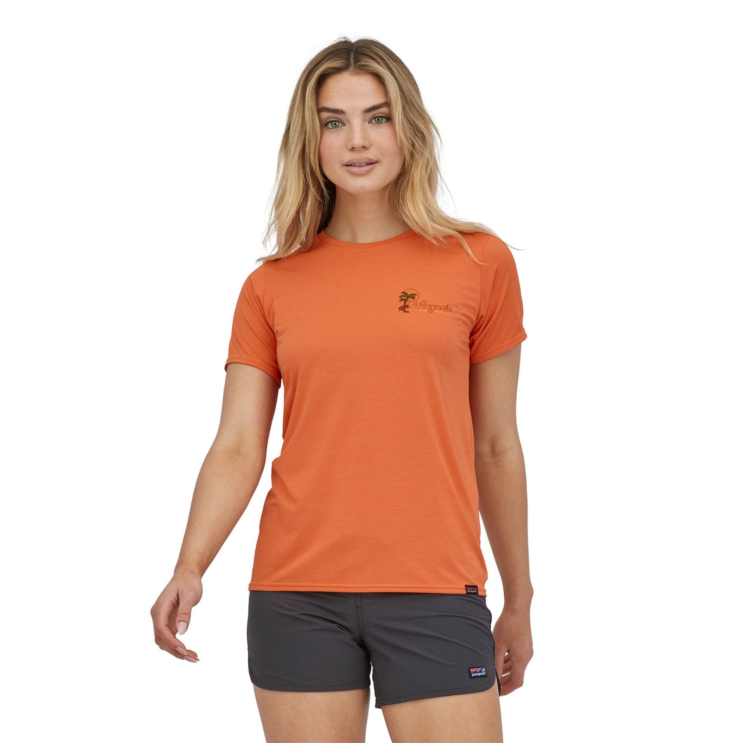 Patagonia - W's Capilene® Cool Daily Graphic T-Shirt - Recycled Polyester - Weekendbee - sustainable sportswear