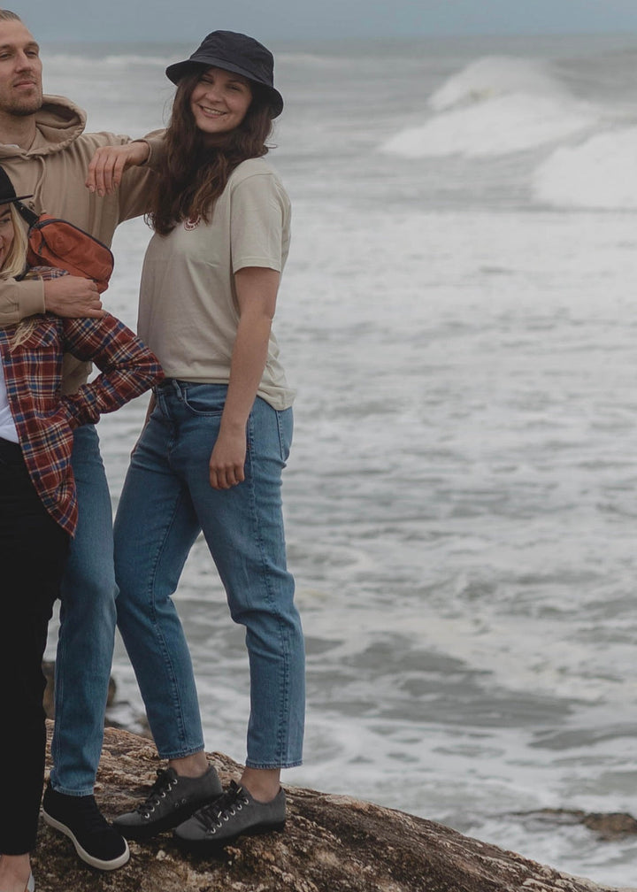 W's Cayaa - Tapered Boyfriend Fit Mid Waist - Organic cotton Pants Armedangels