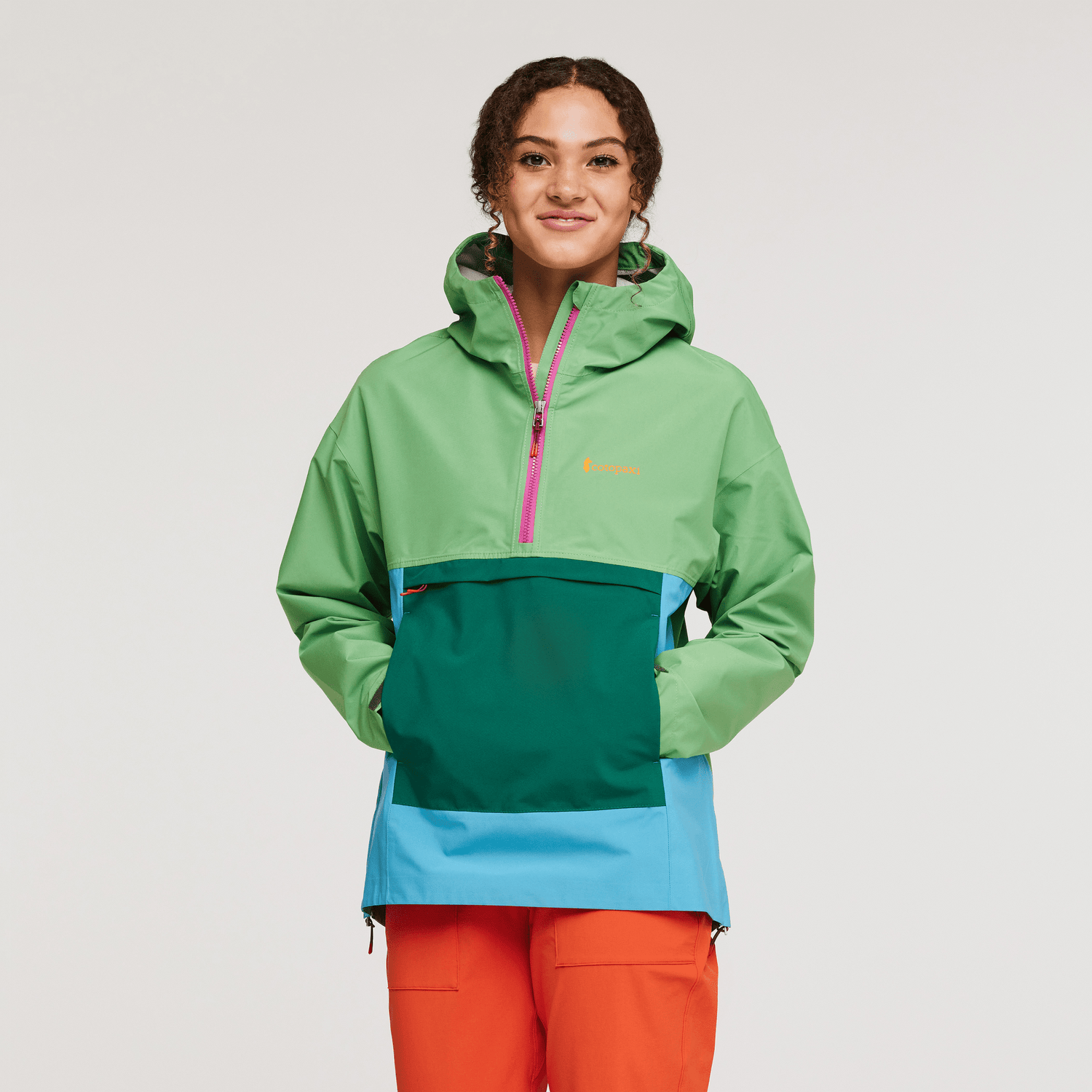 Cotopaxi - W's Cielo Rain Anorak - 100% Recycled Polyester - Weekendbee - sustainable sportswear