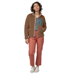 Patagonia W's Classic Retro-X Jkt - Recycled Polyester Pampas Tan w/Nouveau Green Jacket