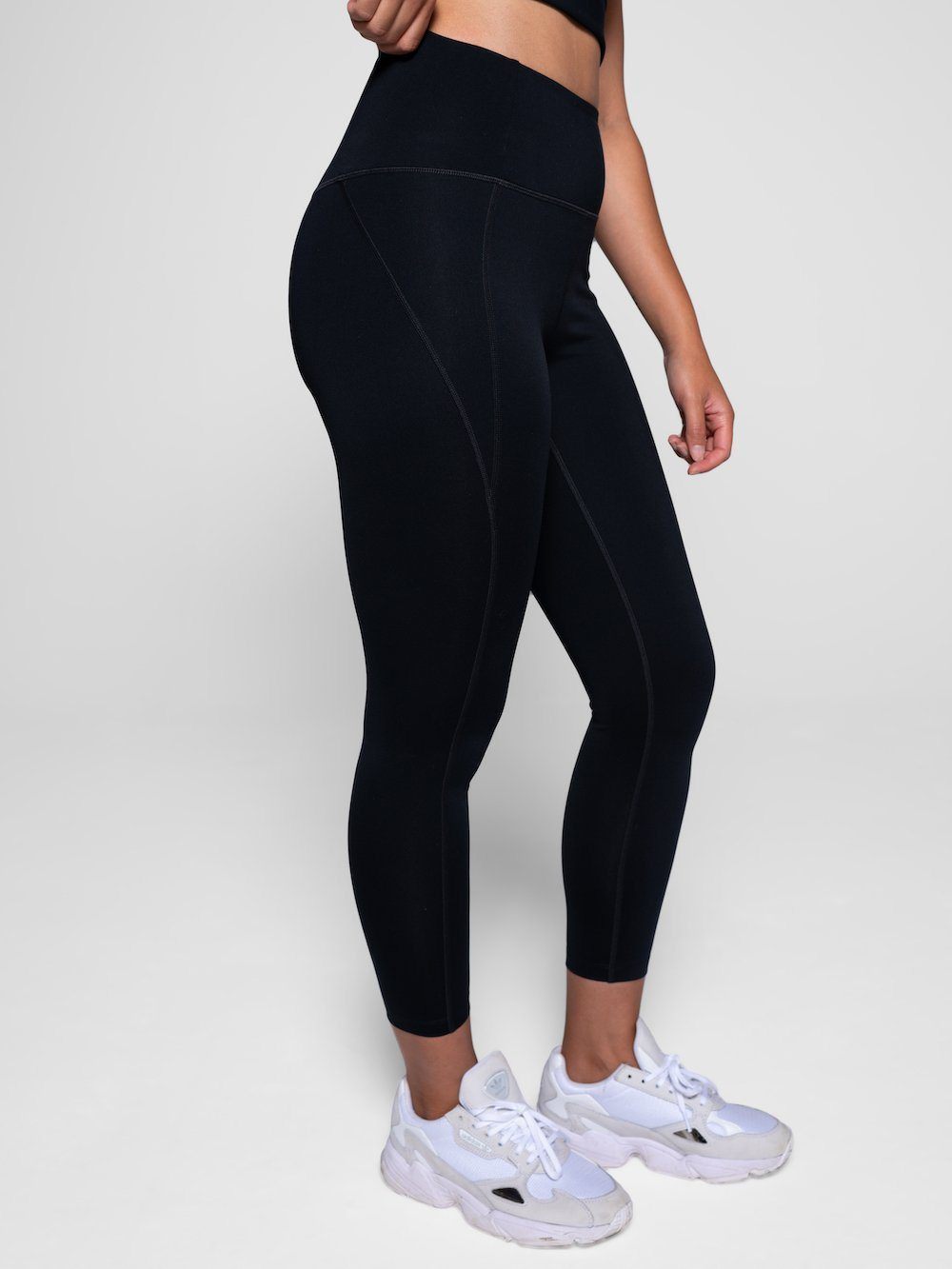 Girlfriend Collective W's Compressive Legging - 7/8 - Made From Recycled Plastic Bottles Black Pants