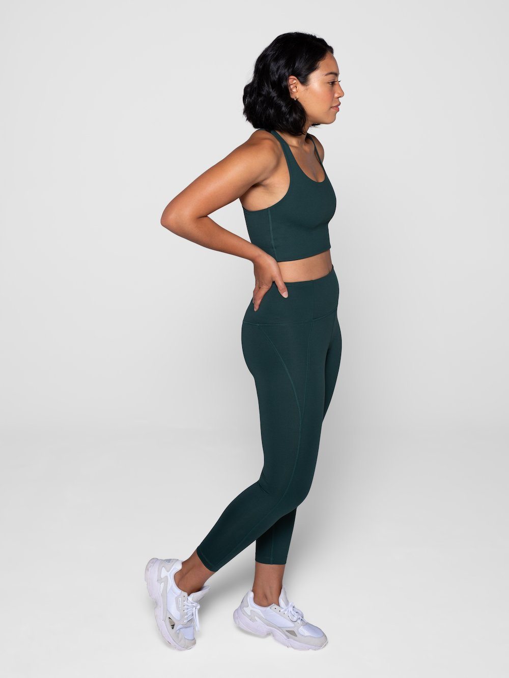 Girlfriend Collective W's Compressive Legging - 7/8 - Made From Recycled Plastic Bottles Moss Pants