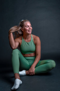 Girlfriend Collective - W's Compressive Leggings - Limited Colors - Made From Recycled Plastic Bottles - Weekendbee - sustainable sportswear
