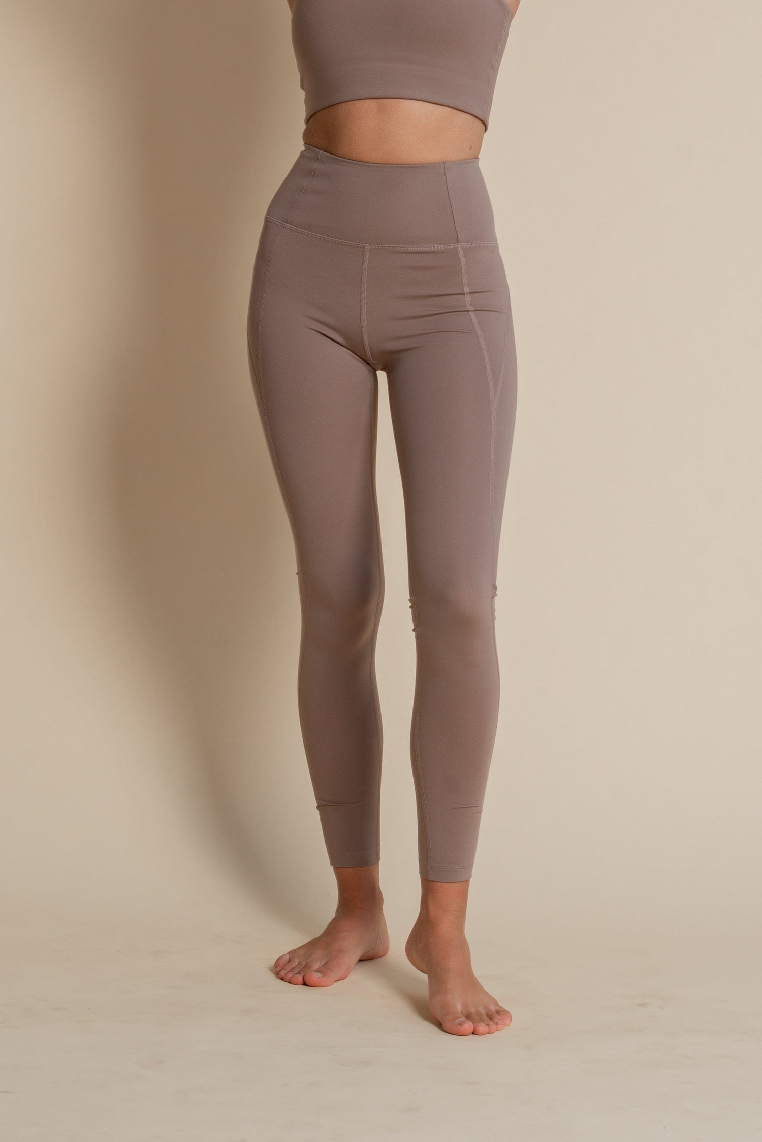 Girlfriend Collective W's Compressive Legging - Limited Colors - Made From Recycled Plastic Bottles Limestone Normal Pants
