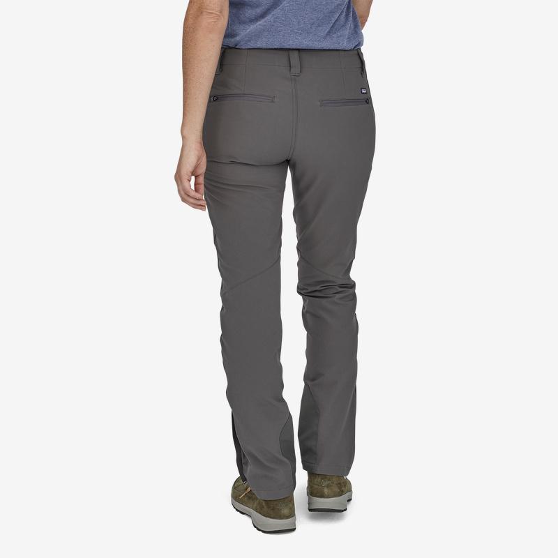 Patagonia - W's Crestview Hiking Pants - Recycled Polyester - Weekendbee - sustainable sportswear