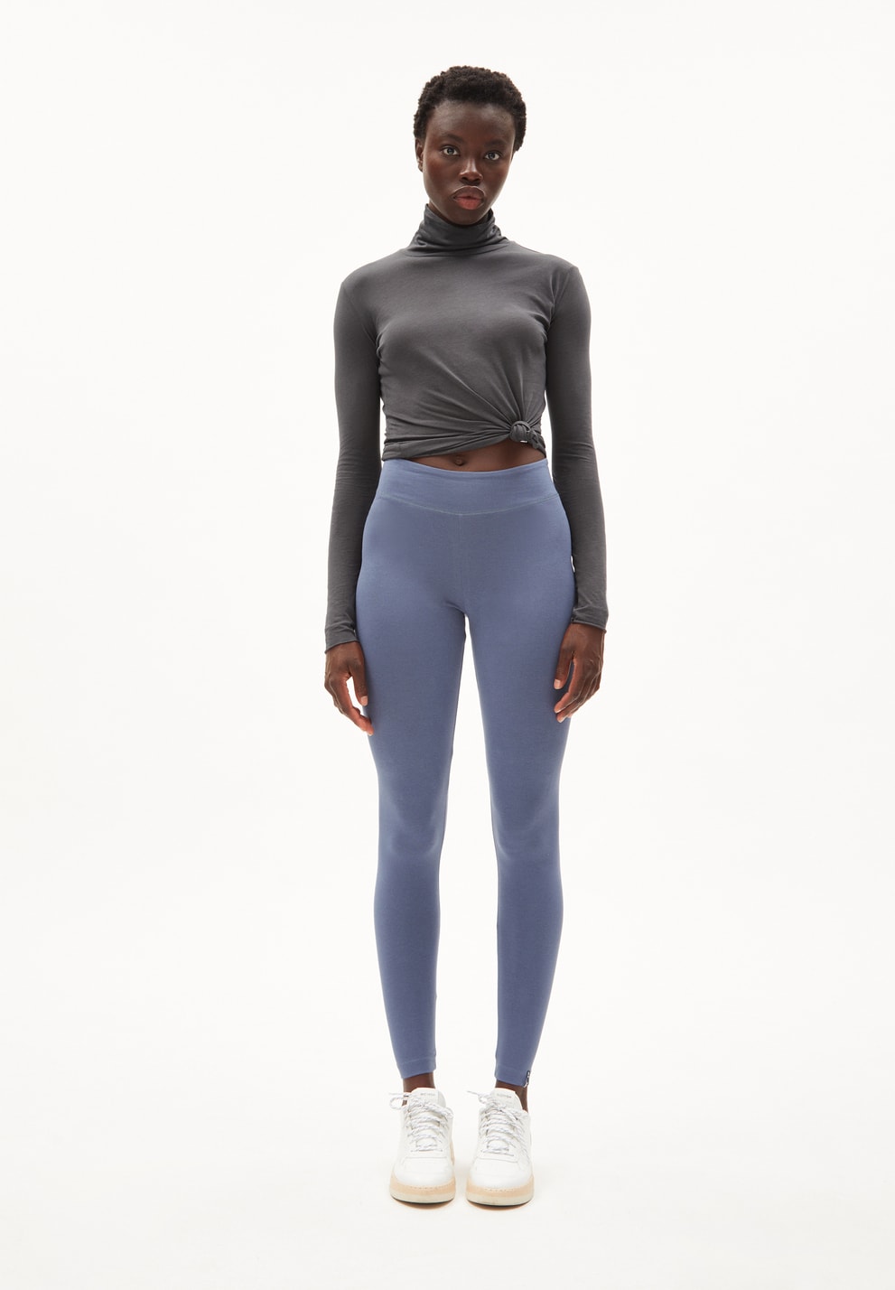 Armedangels W's Faribaa logo leggings - Organic Cotton – Weekendbee -  sustainable sportswear