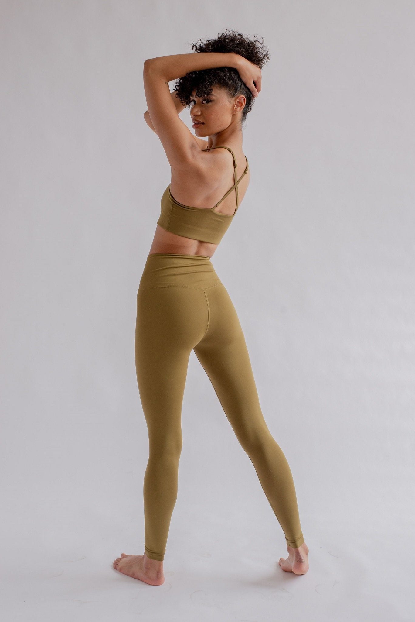 Girlfriend Collective W's Float High-Rise Legging - Made from Recycled plastic bottles Fern Pants