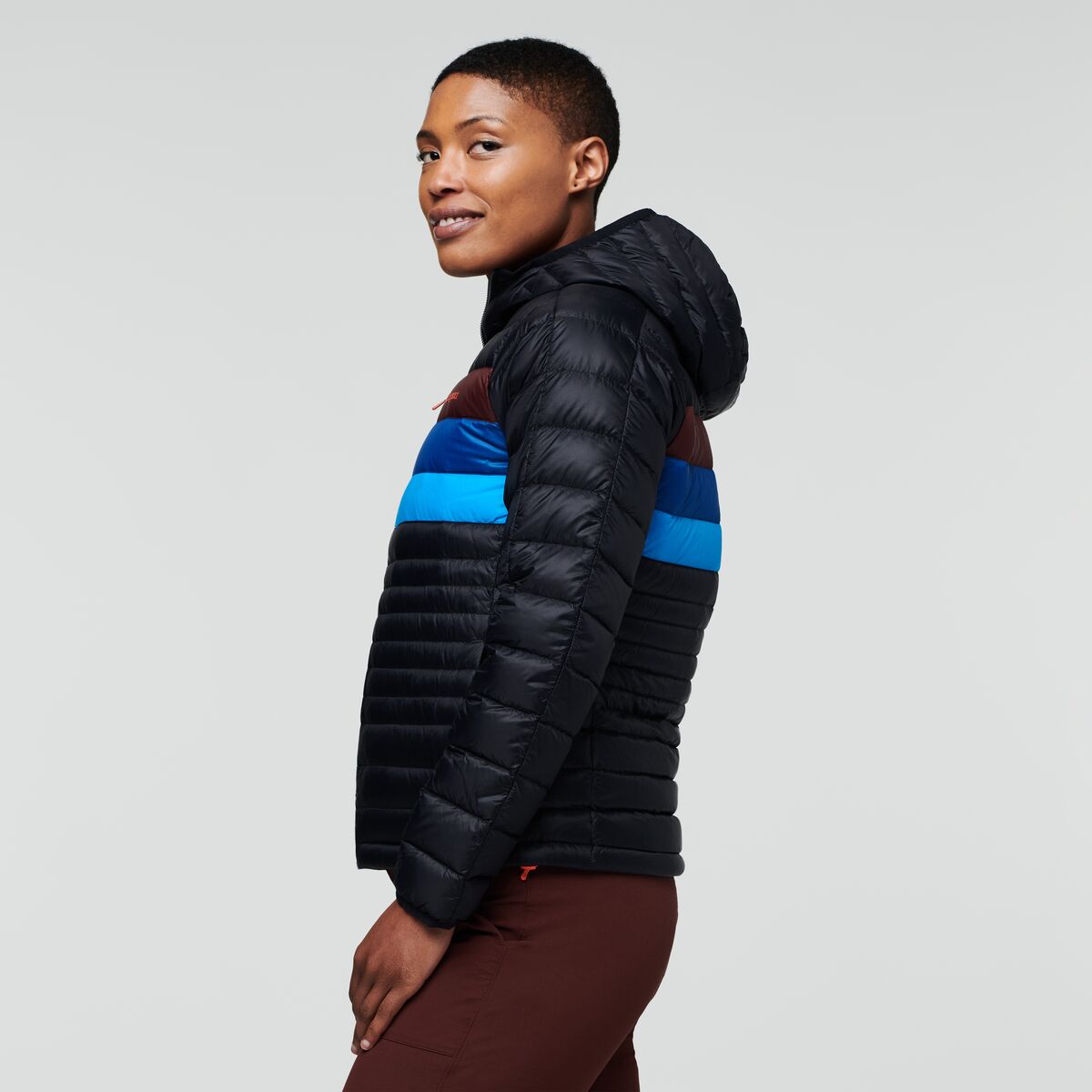 Cotopaxi - W's Fuego Down Hooded Jacket - Responsibly sourced down - Weekendbee - sustainable sportswear