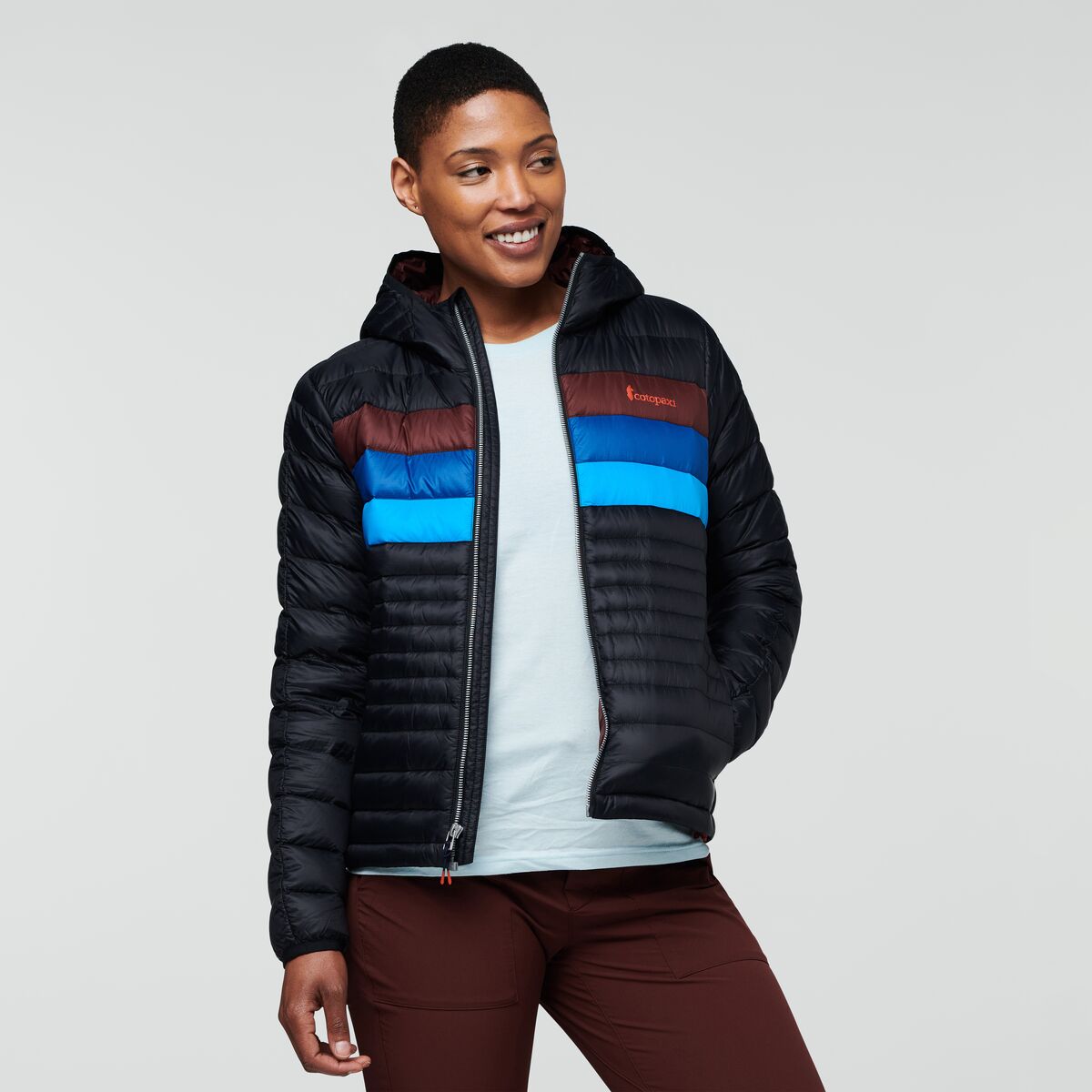 Cotopaxi W's Fuego Down Hooded Jacket - Responsibly sourced down Black & Chestnut Stripes Jacket