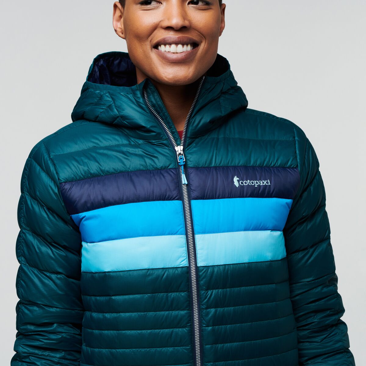 Cotopaxi W's Fuego Down Hooded Jacket - Responsibly sourced down Deep Ocean Stripes Jacket