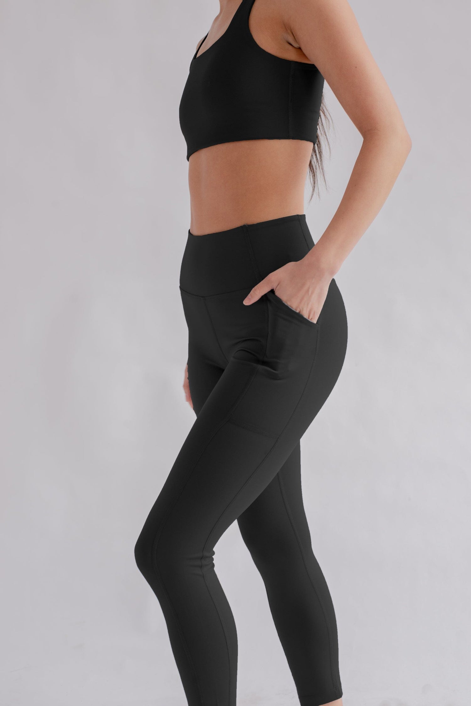 Girlfriend Collective W's High-Rise Pocket Legging - Made From Recycled Water Bottles Black Pants