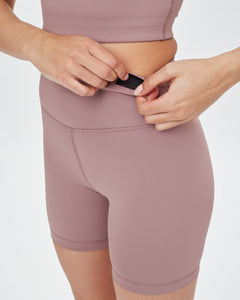 Tentree - W's inMotion Bike Shorts - Recycled Polyester - Weekendbee - sustainable sportswear