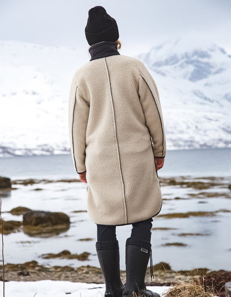 Varg W's Koster Long Wool Coat - PET & Recycled Wool Off white/Black Jacket
