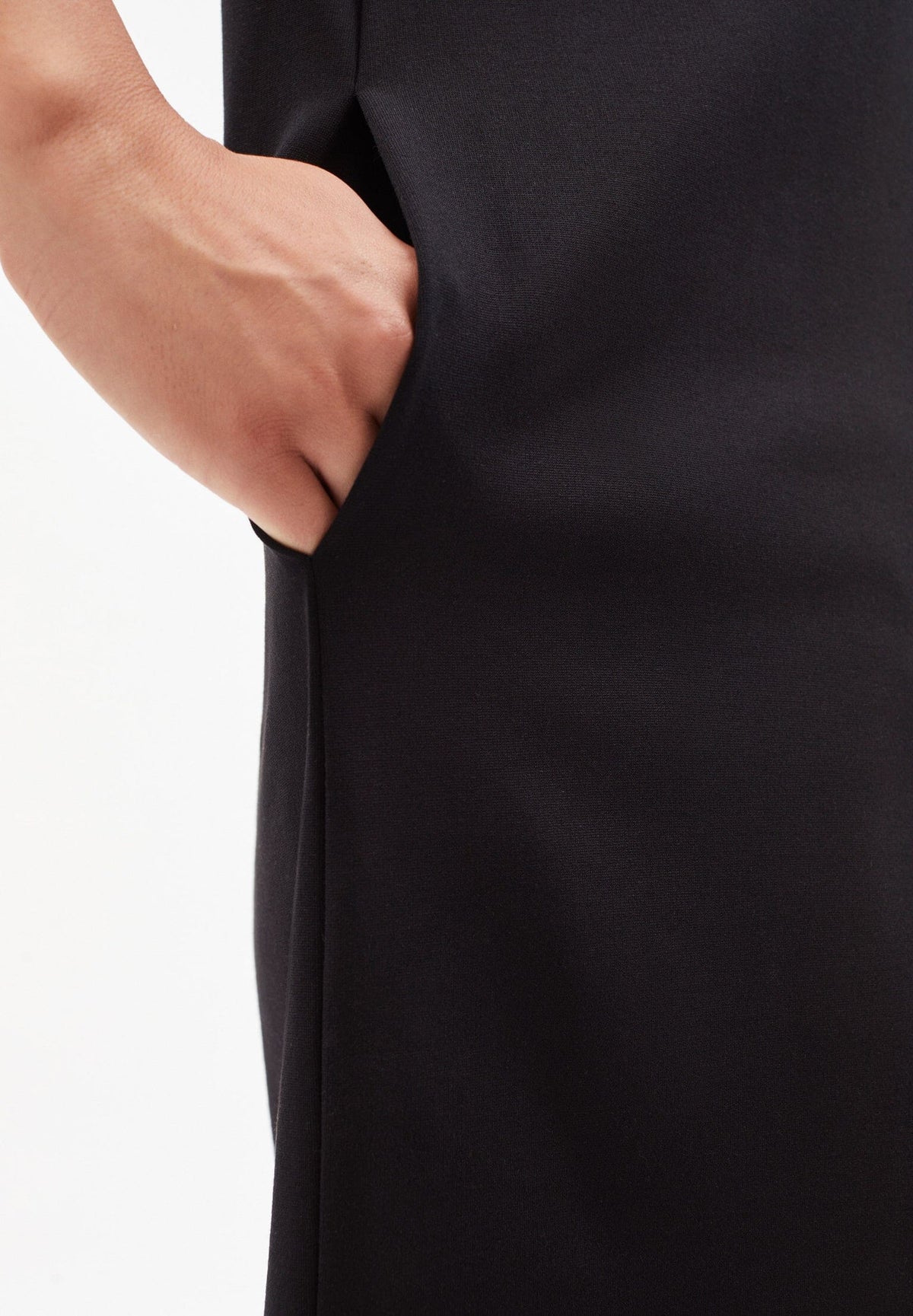 W's Maailana Jersey Dress - Lenzing™ Ecovero™ mix Dress Armedangels