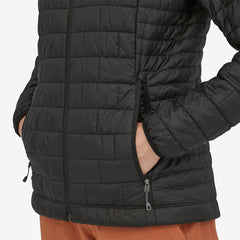 Patagonia - W's Nano Puff® Hoody - Recycled Polyester - Weekendbee - sustainable sportswear