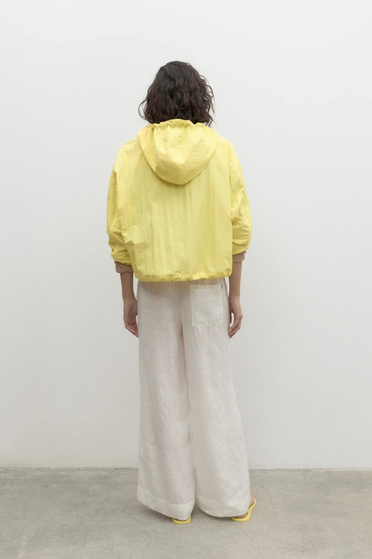 Ecoalf W's Nevisalf Oversize Jacket - 100% Recycled nylon Lemonade Jacket