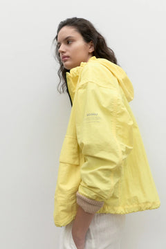 Ecoalf W's Nevisalf Oversize Jacket - 100% Recycled nylon Lemonade Jacket