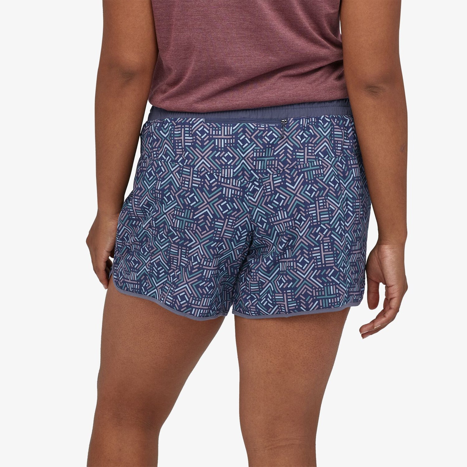 Patagonia - W's Nine Trails Shorts - 6 in. - Recycled Polyester - Weekendbee - sustainable sportswear