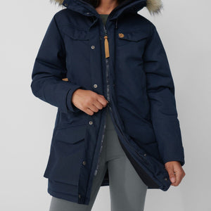 Fjällräven W's Nuuk Parka - Recycled Nylon and Recycled Polyester Dark Navy