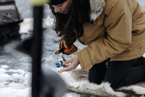Fjällräven W's Nuuk Parka - Recycled Nylon and Recycled Polyester Dark Navy