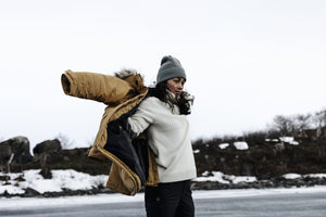 Fjällräven W's Nuuk Parka - Recycled Nylon and Recycled Polyester Dark Navy