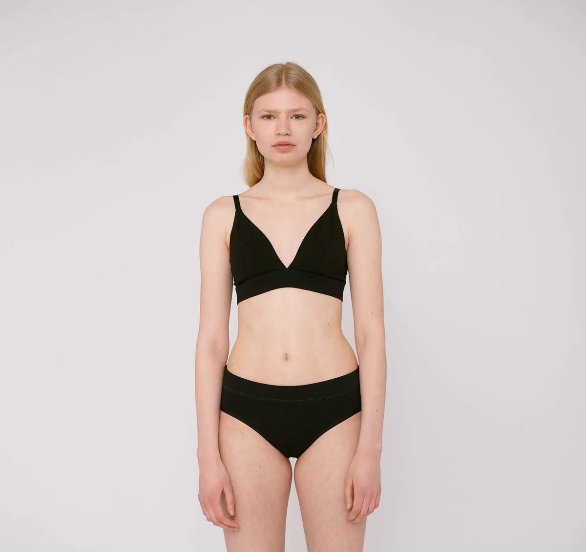 Organic Basics W's Organic Cotton Briefs 2-pack Black Underwear
