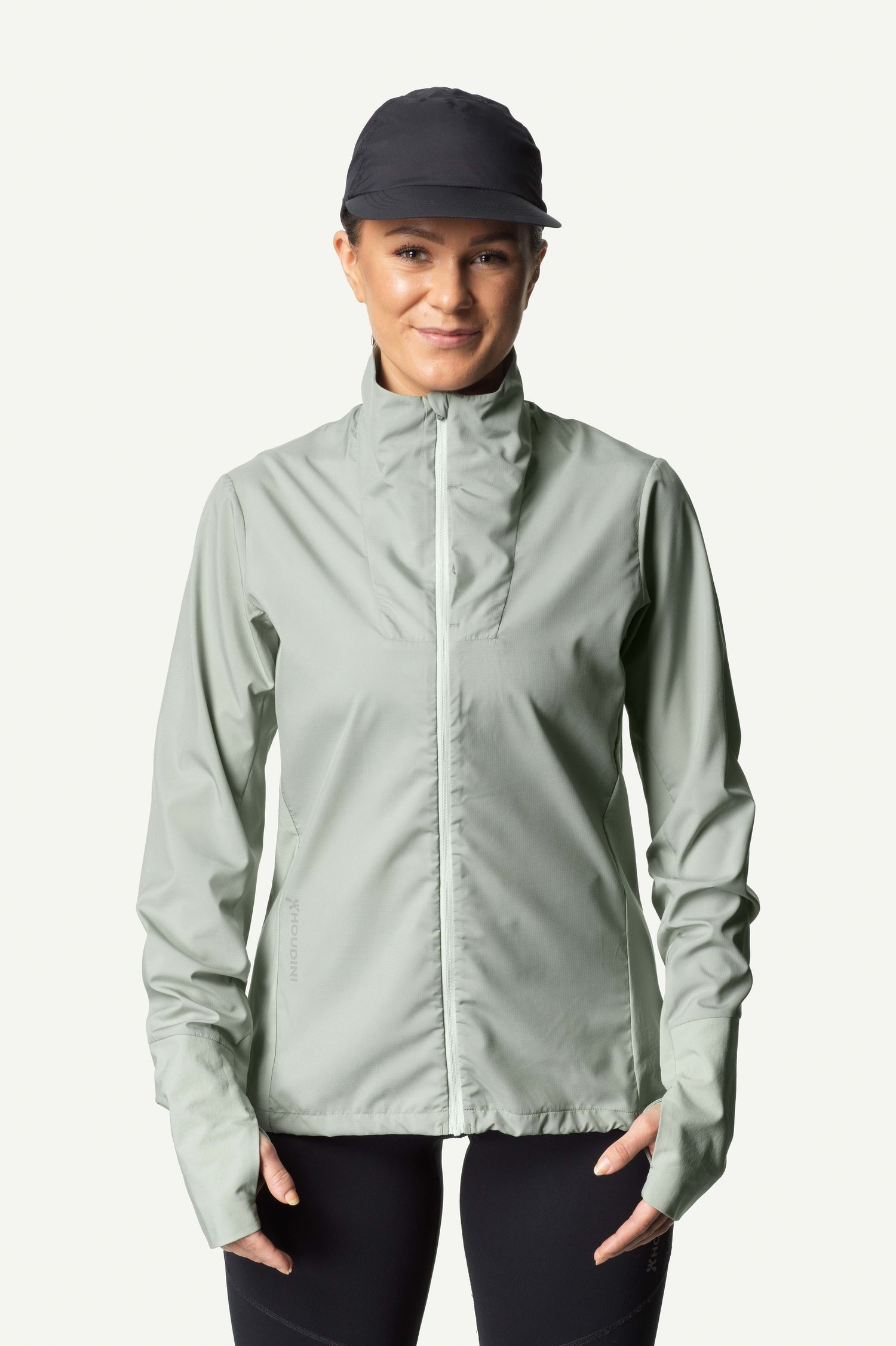 Houdini - W's Pace Wind Jacket - 100% recycled polyester - Weekendbee - sustainable sportswear