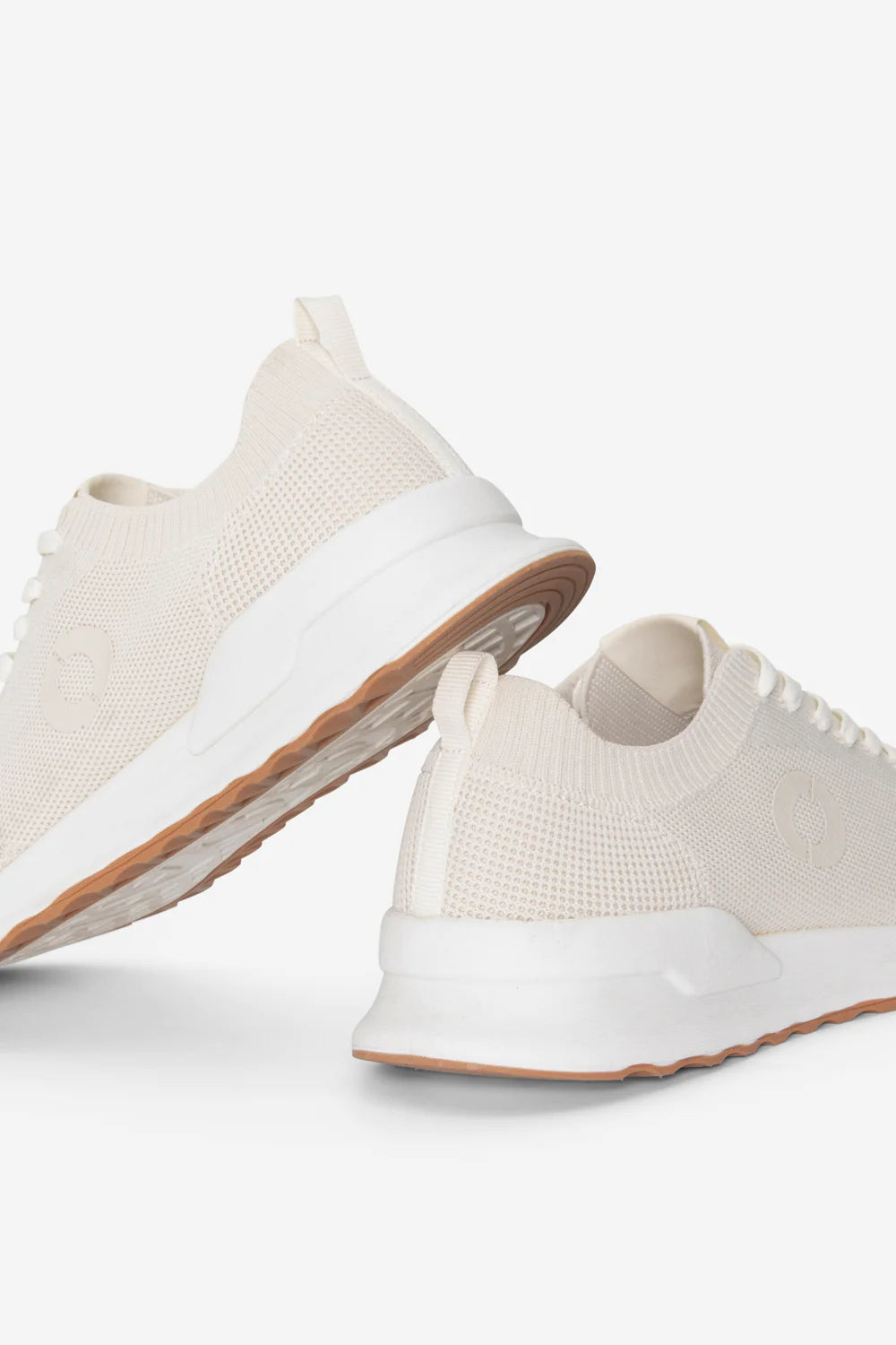 Ecoalf - W's Princealf Knit Sneakers - Recycled polyester - Weekendbee - sustainable sportswear