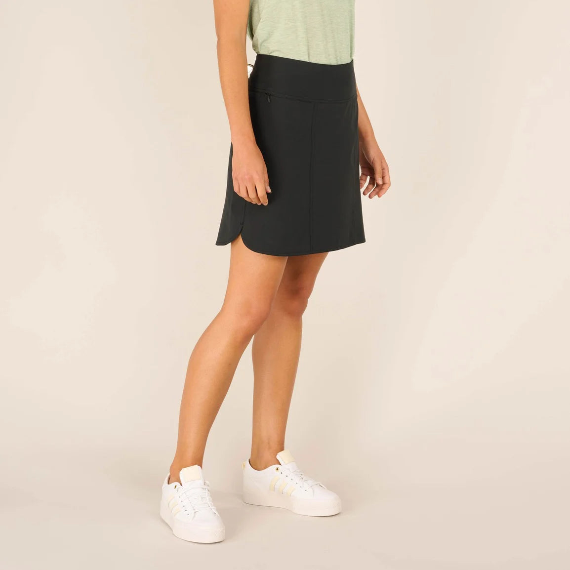 Sherpa - W's Sajilo Adventure Skort - 100% Recycled polyester - Weekendbee - sustainable sportswear