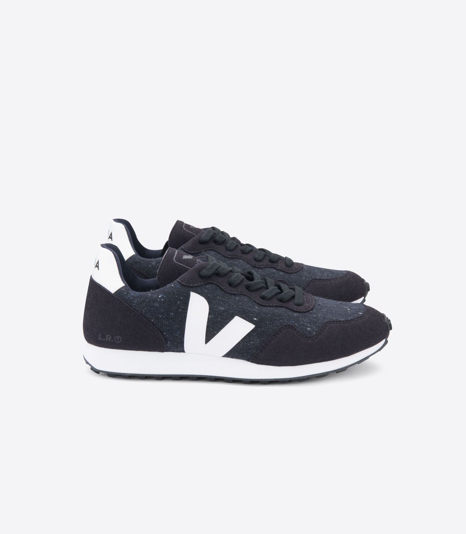 Veja - W's SDU REC Flannel - Recycled cotton & recycled plastic - Weekendbee - sustainable sportswear