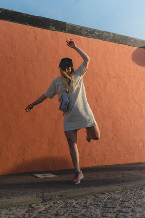 Pure Waste W's Short Sleeve Sweatshirt Dress - Recycled cotton & Recycled polyester Ecru